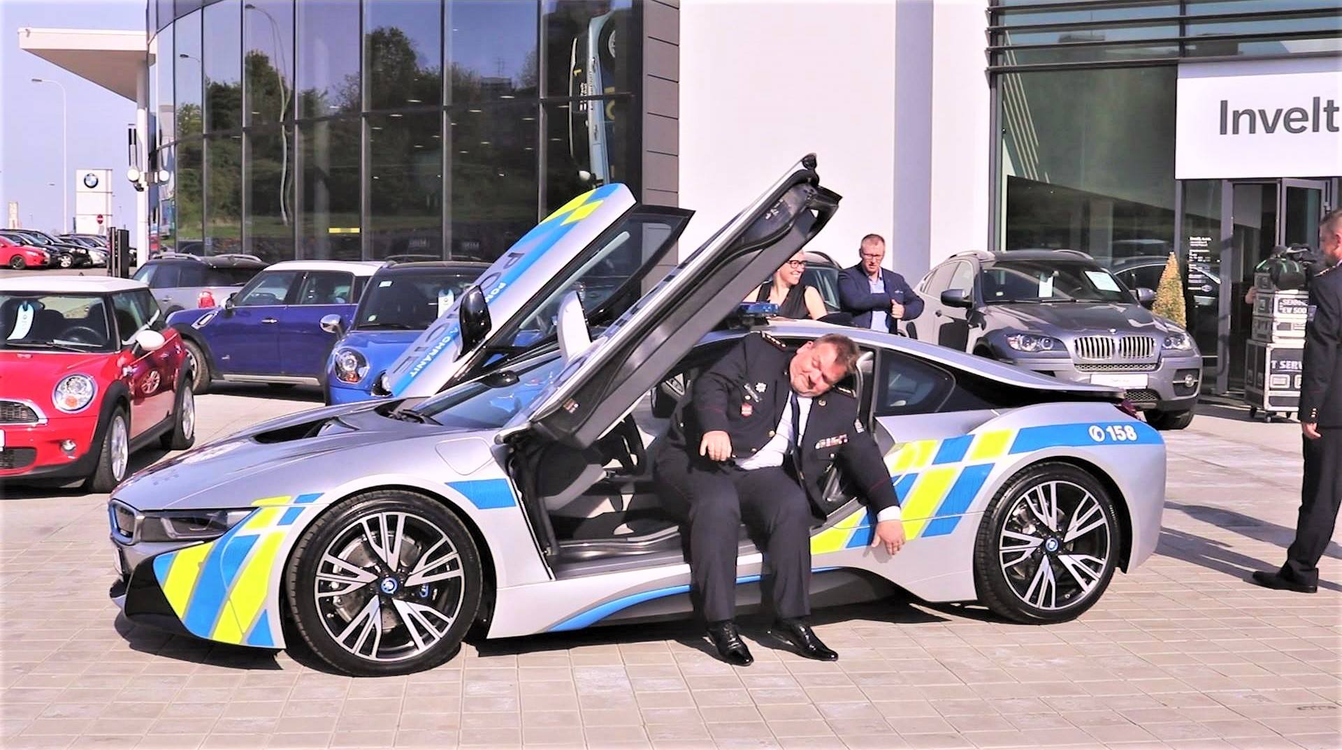 i8.jpg