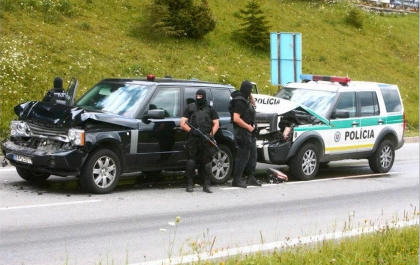 políccia.jpg