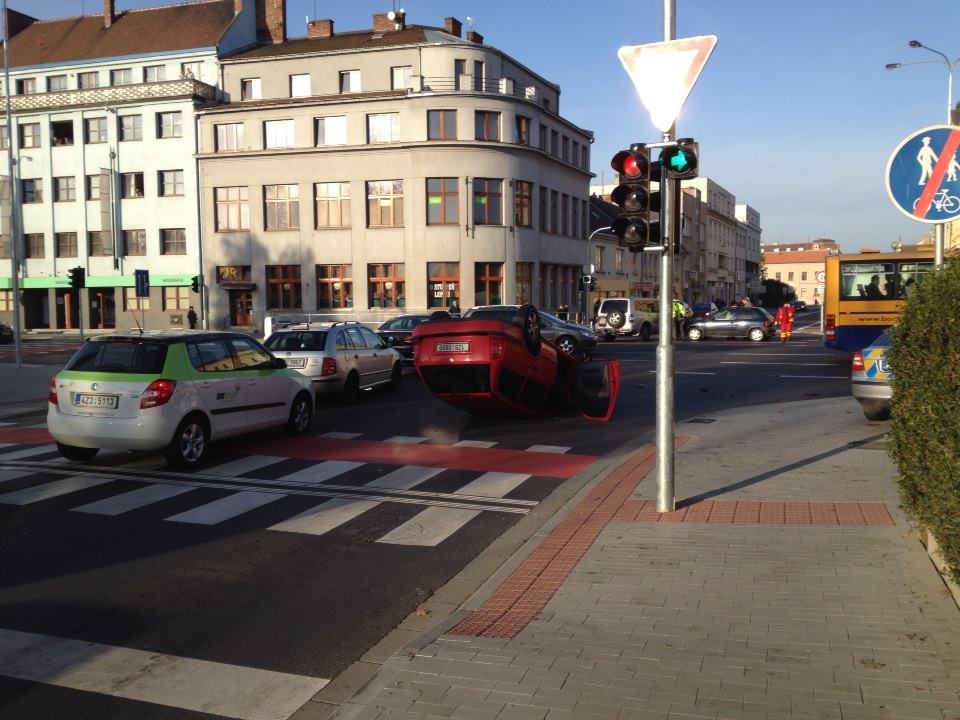 uh křižovatka.jpg