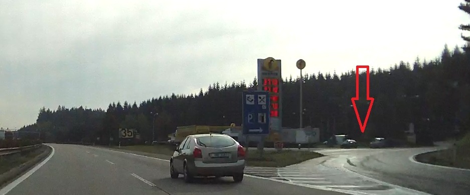 D1 cca 130.km.jpg